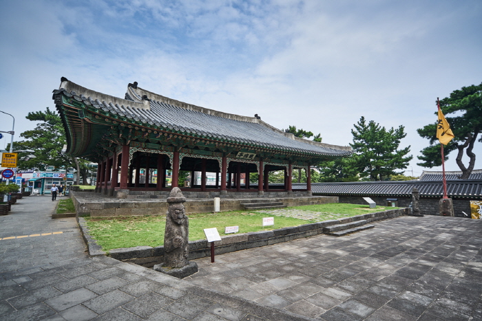 济州观德亭(제주 관덕정) 济州观德亭(제주 관덕정)