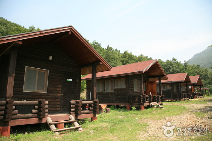 驾鹤山自然休养林(가학산자연휴양림)