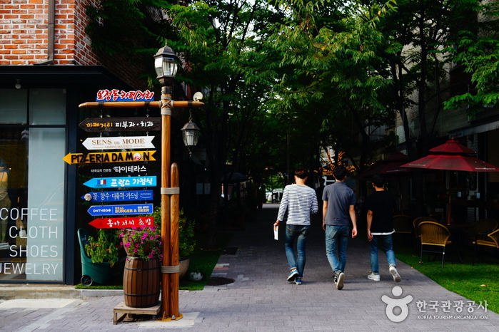 宝亭洞咖啡街보정동카페거리 宝亭洞咖啡街보정동카페거리