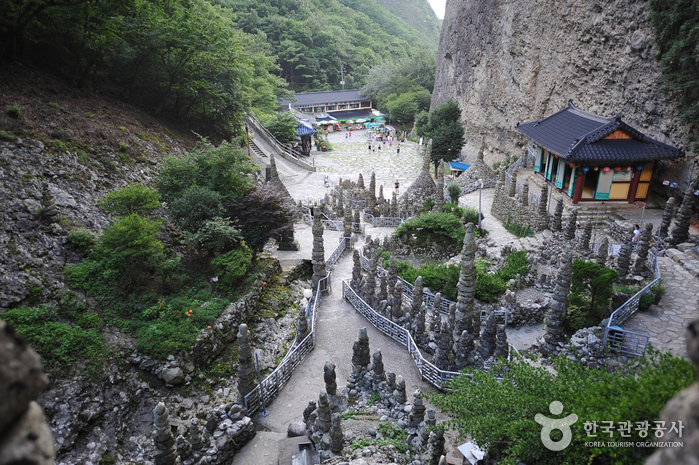 马耳山塔寺(마이산 탑사) 马耳山塔寺(마이산 탑사)