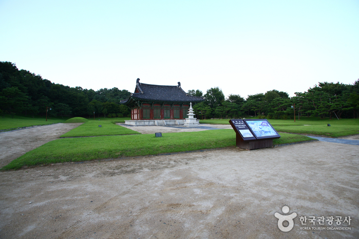 清州兴德寺遗址(청주 흥덕사지) 清州兴德寺遗址(청주 흥덕사지)