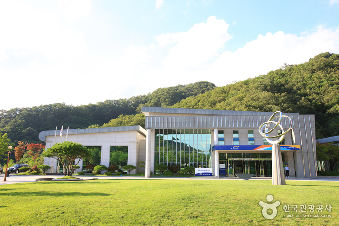 华川水文化馆(和平之堤)화천 물문화관(평화의댐)