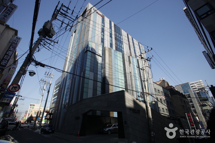 Tria Tourist Hotel (트리아 관광호텔)
