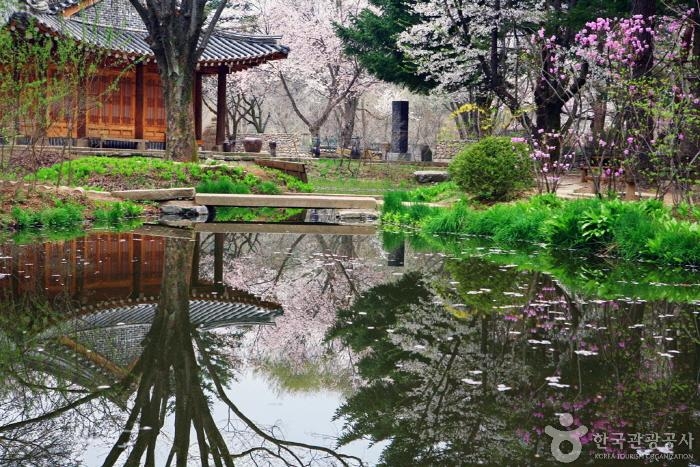 Jeong Gwan Ru (Main Condo) [Korea Quality] /  호텔정관루본관 [한국관광 품질인증]