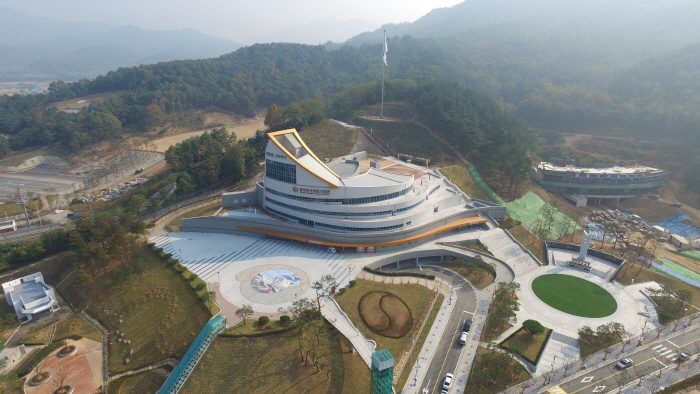 Chilgok Patriots & Peace Memorial (칠곡호국평화기념관)