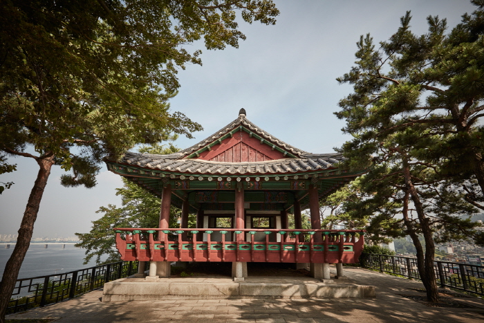 Hyosajeong Pavilion (효사정)