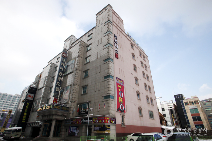 Korea Tourist Hotel (코리아 관광호텔 수원) Korea Tourist Hotel (코리아 관광호텔 수원)
