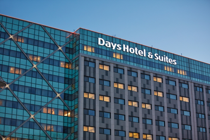 Days Hotel Incheon Airport[Korea Quality] / 데이즈 호텔 앤 스위트 인천 에어포트 [한국관광 품질인증]