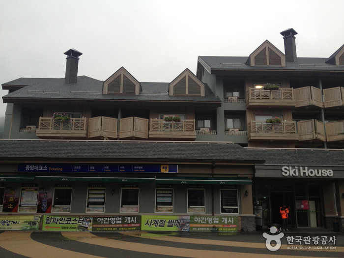 Holiday Inn Resort, Alpensia Pyeongchang (홀리데이인 알펜시아 평창 리조트) Holiday Inn Resort, Alpensia Pyeongchang (홀리데이인 알펜시아 평창 리조트)
