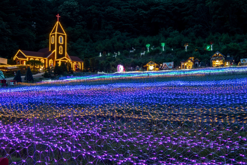 Herb Island Light Festival (허브아일랜드 불빛동화축제)