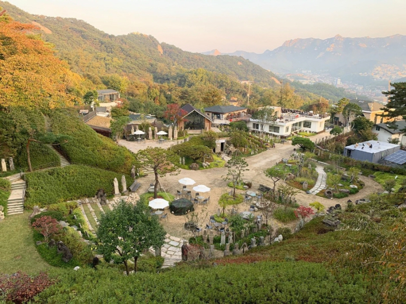 Mok In Museum Mok Seok Won (목인박물관 목석원)