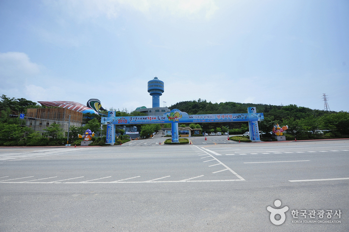 Geumgang-Observatorium für Zugvögel (금강철새조망대) Geumgang-Observatorium für Zugvögel (금강철새조망대)