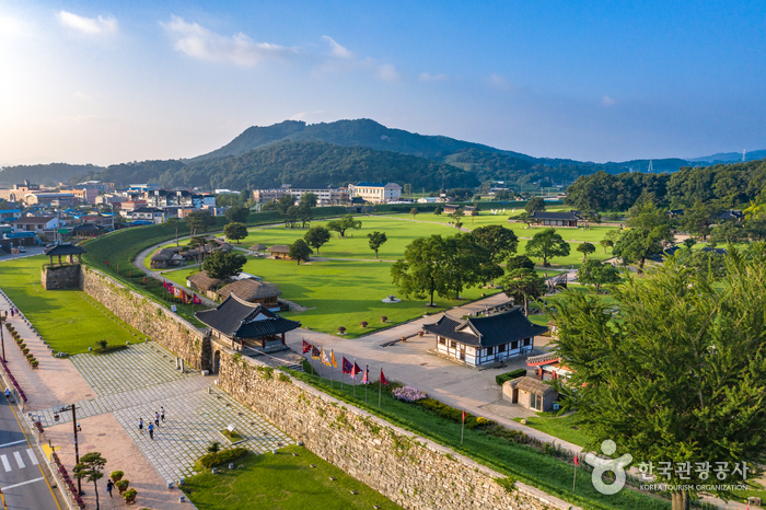 Festung Haemieupseong (서산 해미읍성) Festung Haemieupseong (서산 해미읍성)