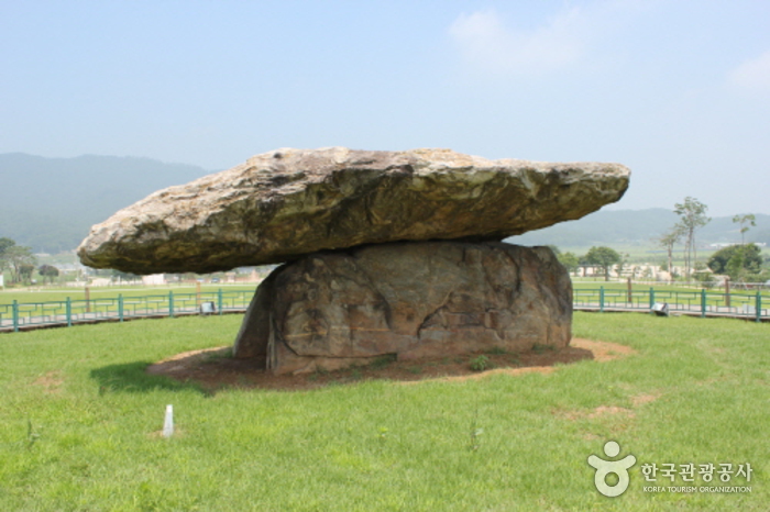 Dolmenstätte Ganghwa [UNESCO Weltkulturerbe] (강화 고인돌 유적 [유네스코 세계문화유산])