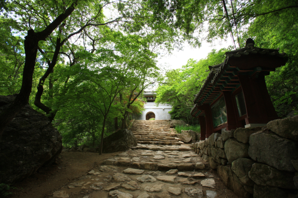 금오산성