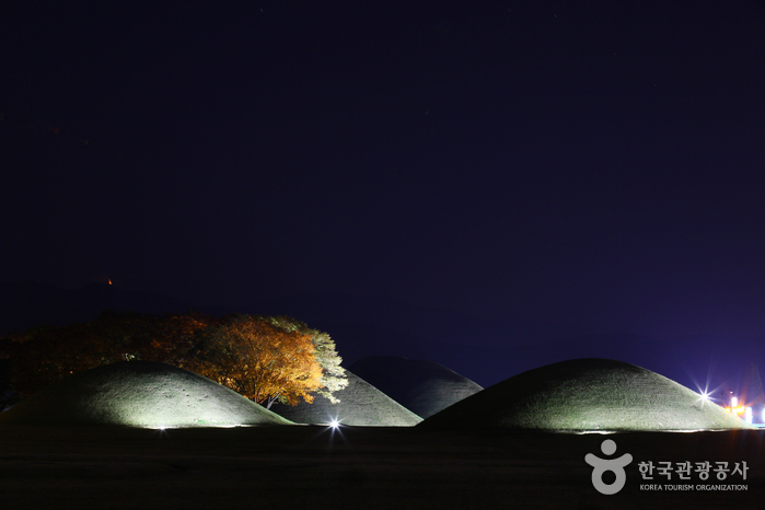 Гробница короля Нэмуль в Кёнчжу (경주 내물왕릉)